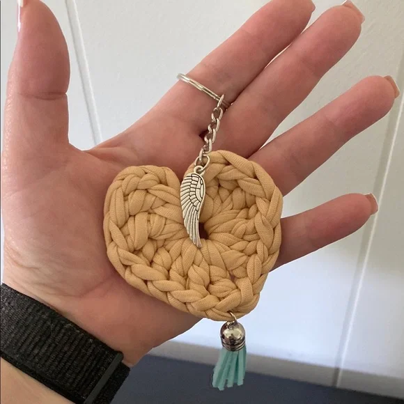 Handcrafted Tan Heart Key Holder with Tassel - Picture 4 of 4